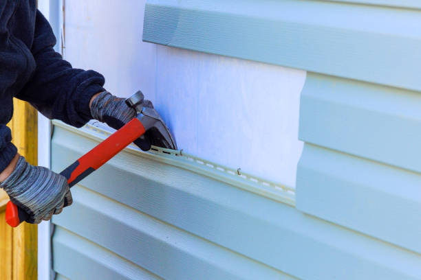 Reliable Emergency Siding Repair contractor in Zolfo Springs, FL by Squared Siding